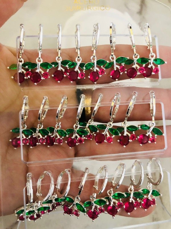 Producto - Blíster Cherry cubic x 12 pares Acero Blanco