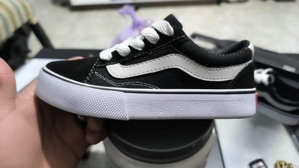Producto - LINEA ABIGAIL vans kids