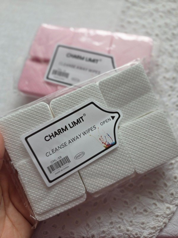 Producto - Wipes Charmlimit Toallitas sin pelusa. Paquete de 300 unidades
