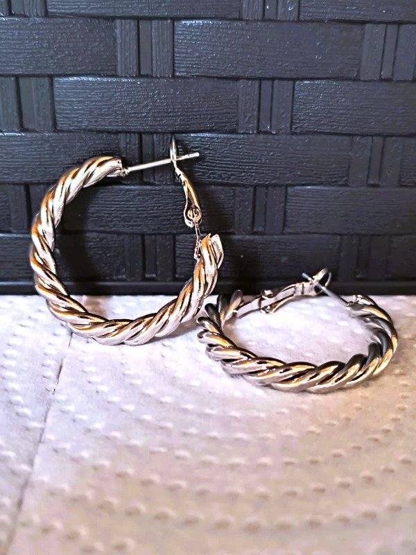 Producto - Argollas trenzadas plateadas