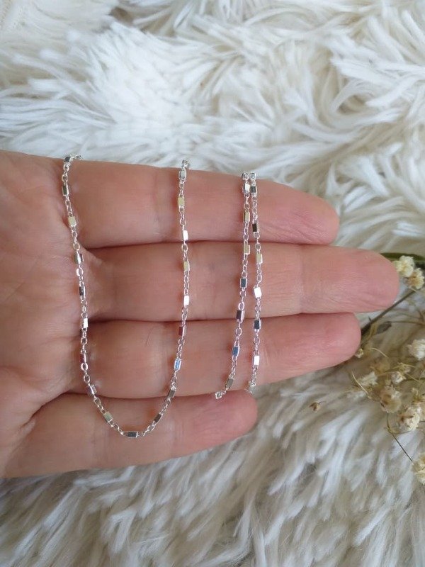 Producto - ABC0038 Collar Microcuadraditos brilloso