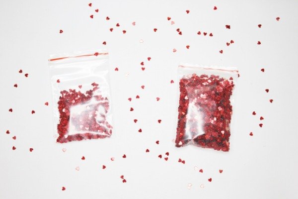 Producto - Mini Lentejuelas Corazón Rojo