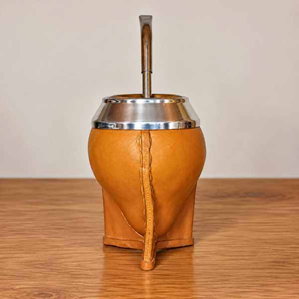 Producto - Mate torpedo de calabaza con tres patas - 0