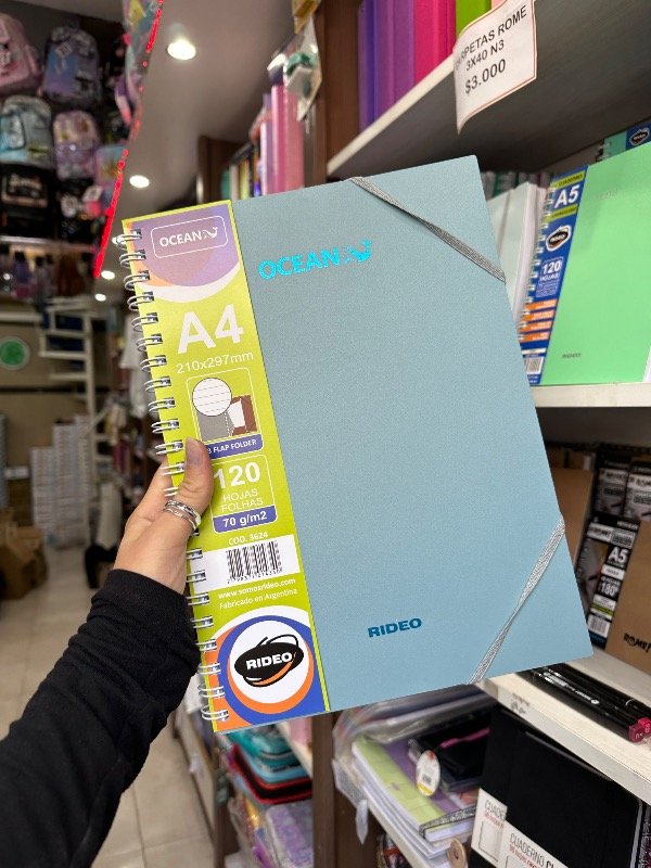 Producto - Cuaderno A4 Ocean Petroleo Rayado CON CARPETA
