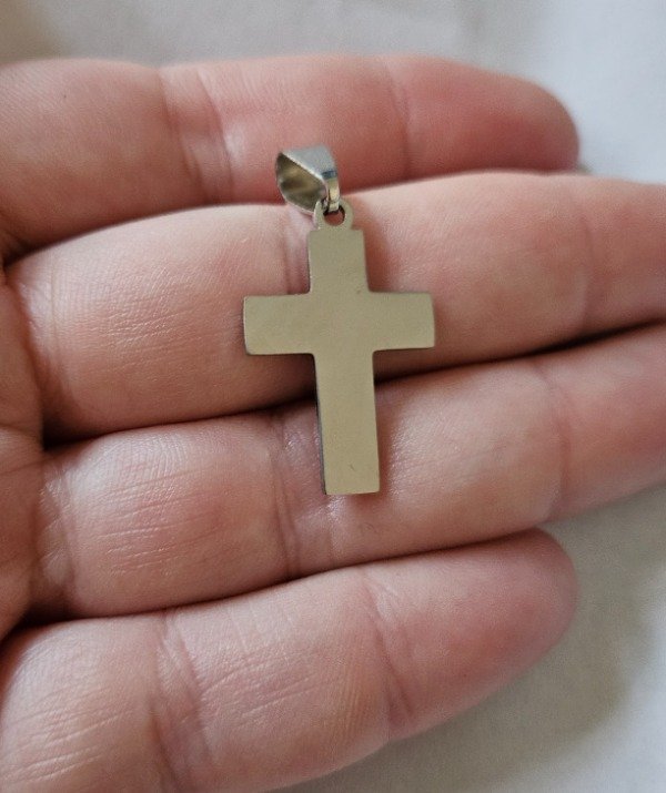 Producto - Cruz lisa 2.5 x 1.7 cm