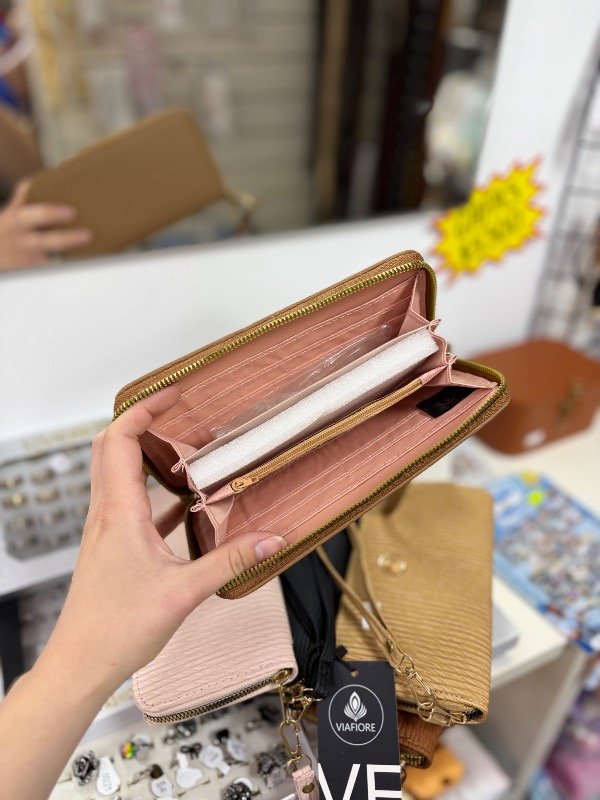 Producto - Billetera viafiore texturizada simple grande - 1