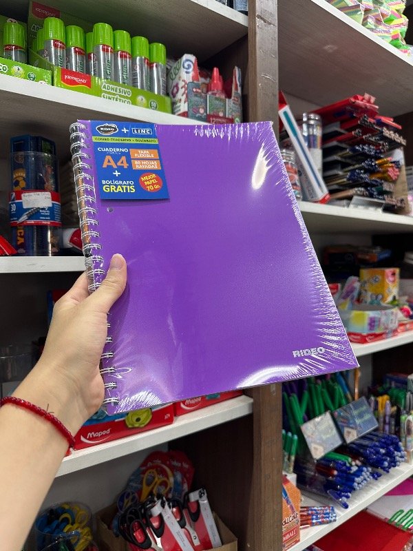 Producto - Cuaderno Neon Violeta A4 Rayado + BOLIGRAFO GRATIS