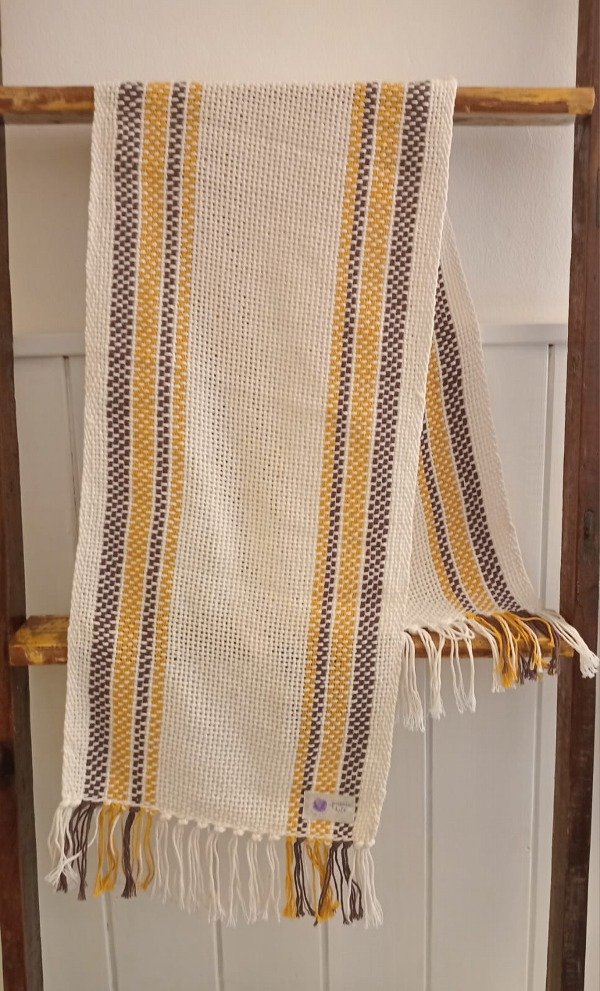 Producto - Camino crudo y marrón