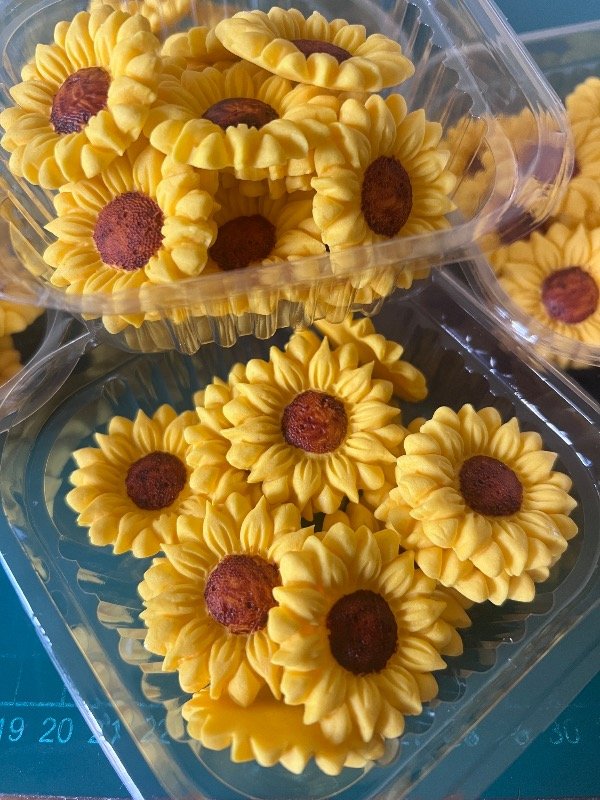 Producto - Girasoles grandes en pastillaje x 20 unidades