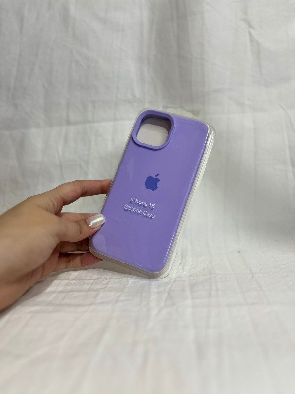 Producto - Iph 15 silicona case lila