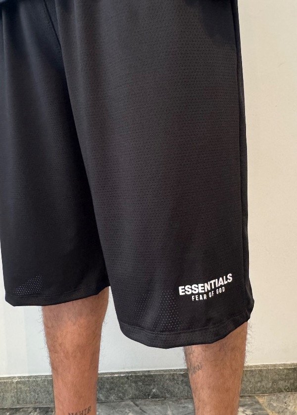 Producto - Bermuda Essentials Dry Negra - 2