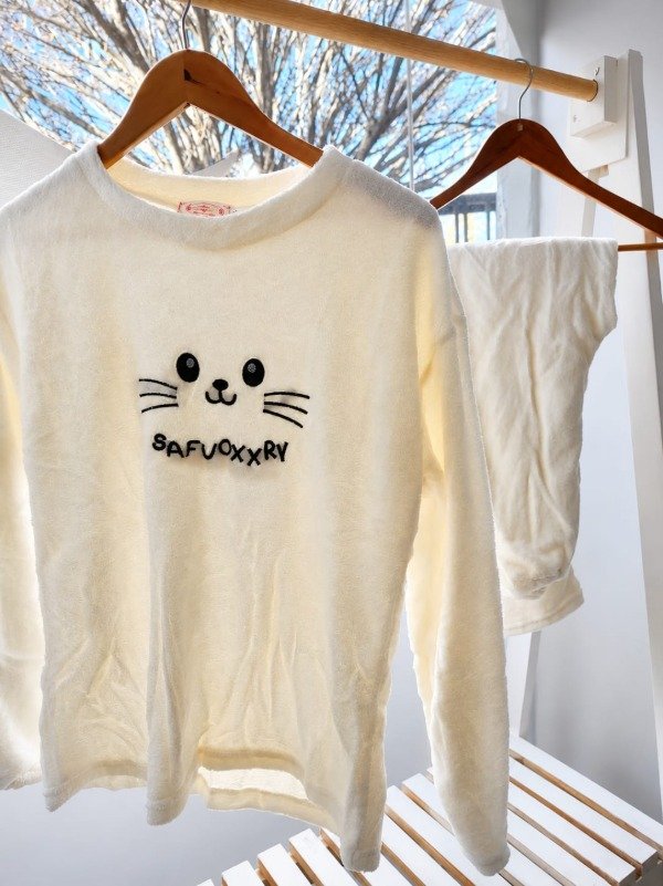 Producto - Pijama Plush blanco