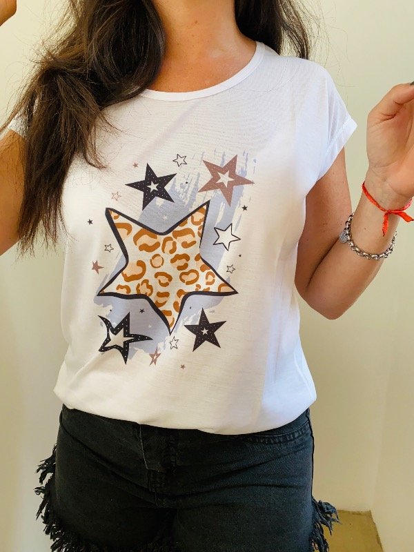 Producto - Remera estampada ESTRELLAS PRINT de modal spoom - 1