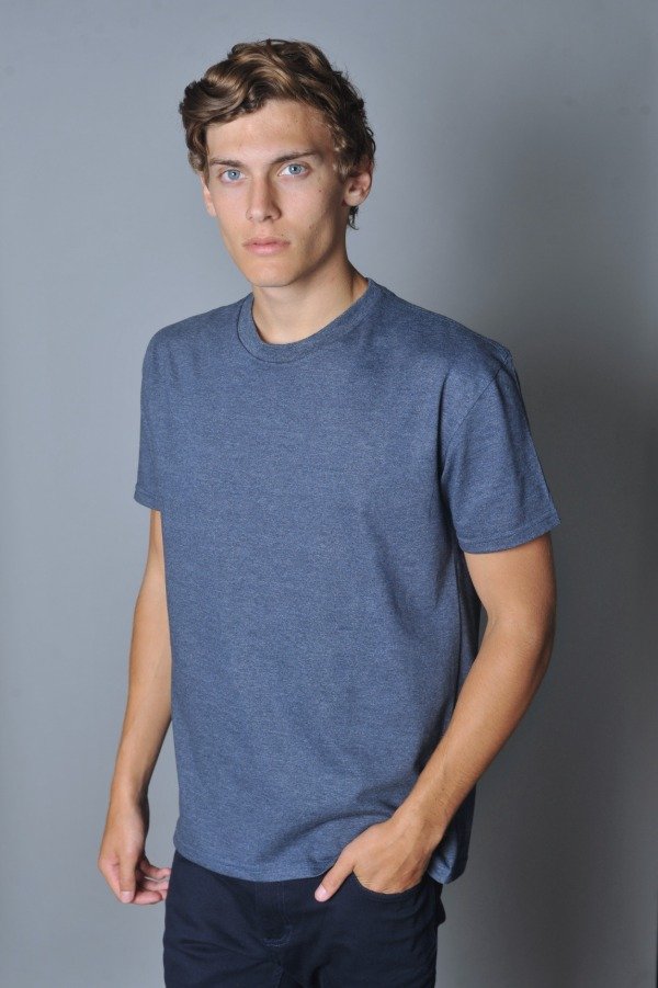 Producto - Remera Holgada Basica BLM