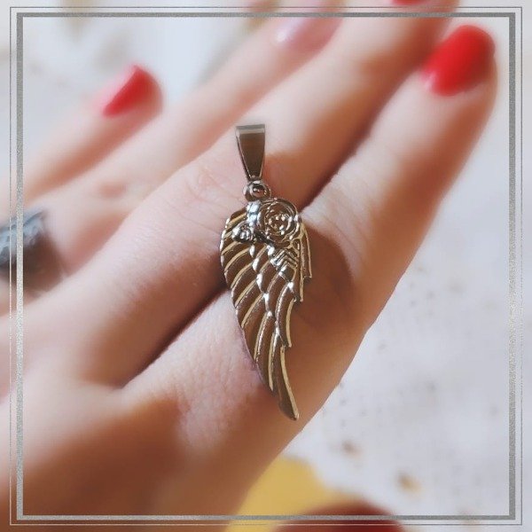 Producto - Dije ala maciza con rosa