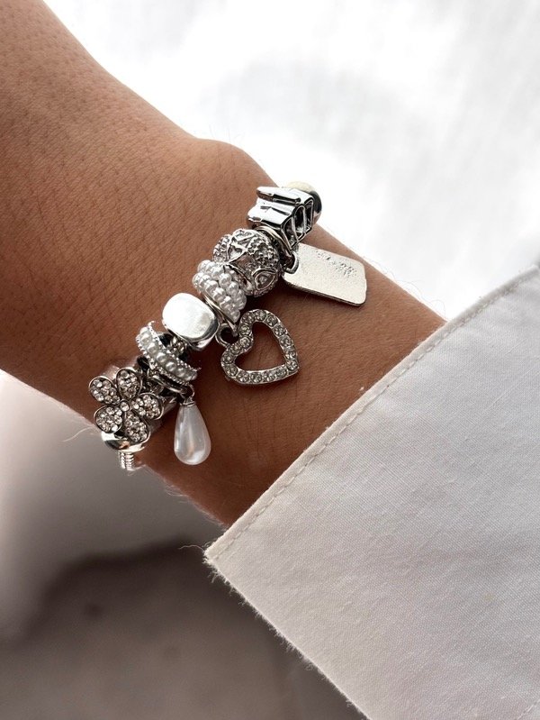 Producto - Pulsera pandora charm love