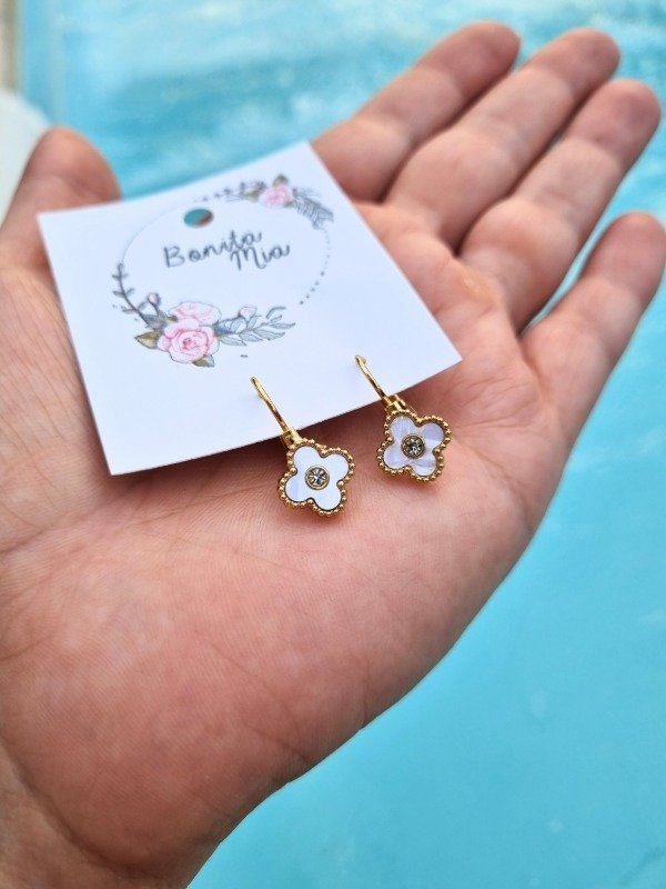 Producto - AROS AD TREBOL ESMALTADO BLANCO