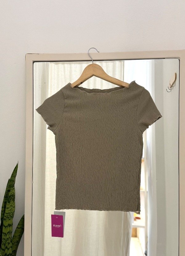 Producto - Remera Aries Verde