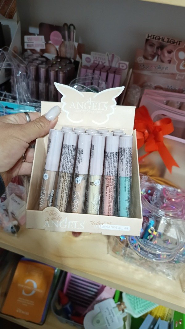 Producto - Corrector 4 ángeles
