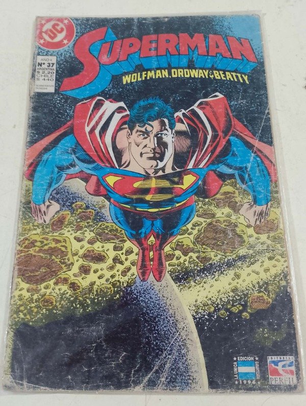 Producto - Superman - num 37 - Perfil