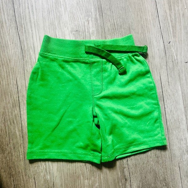 Producto - Bermuda OldNavy Verde 2A