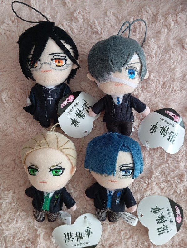 Producto - Black Butler plushies originales - Stock inmediato