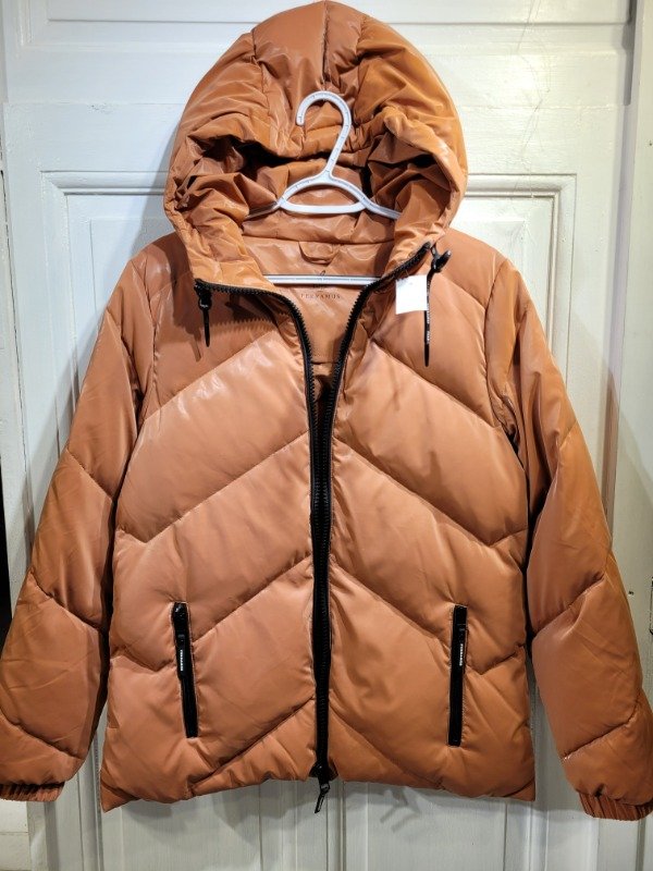 Producto - Campera PERRAMUS de pluma Talle L - PRECIO: 229X