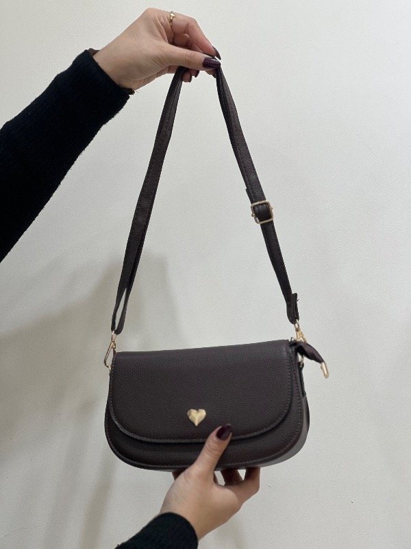 Producto - Mini cartera chocolate con detalle dorados