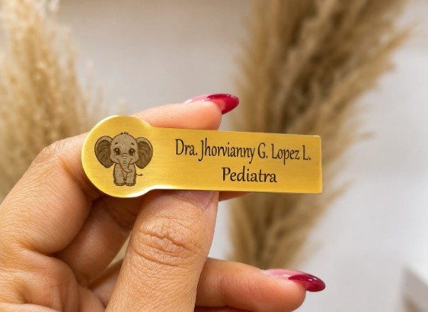 Producto - Broches Personalizados en Acero Dorado - 0