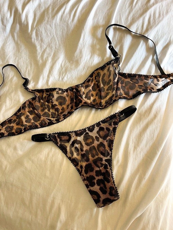 Producto - SET FELINA