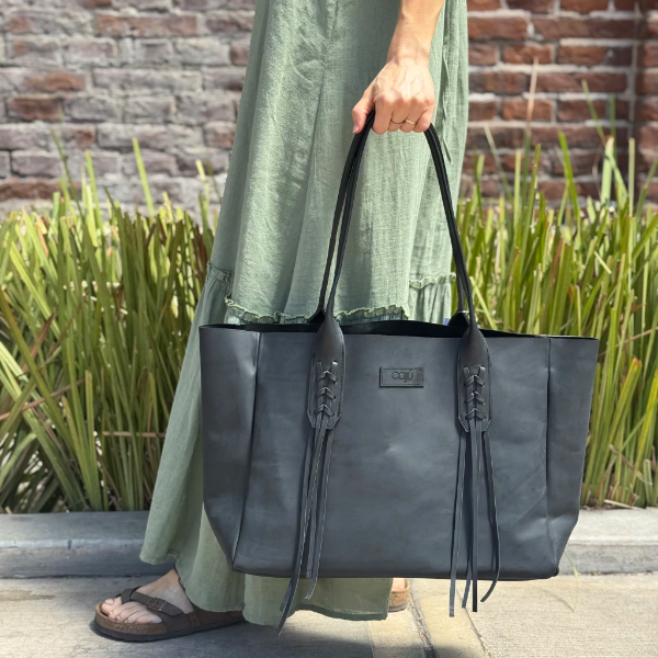 Producto - Cartera Emilse cuero Negra