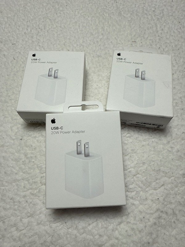 Producto - Enchufe 20W