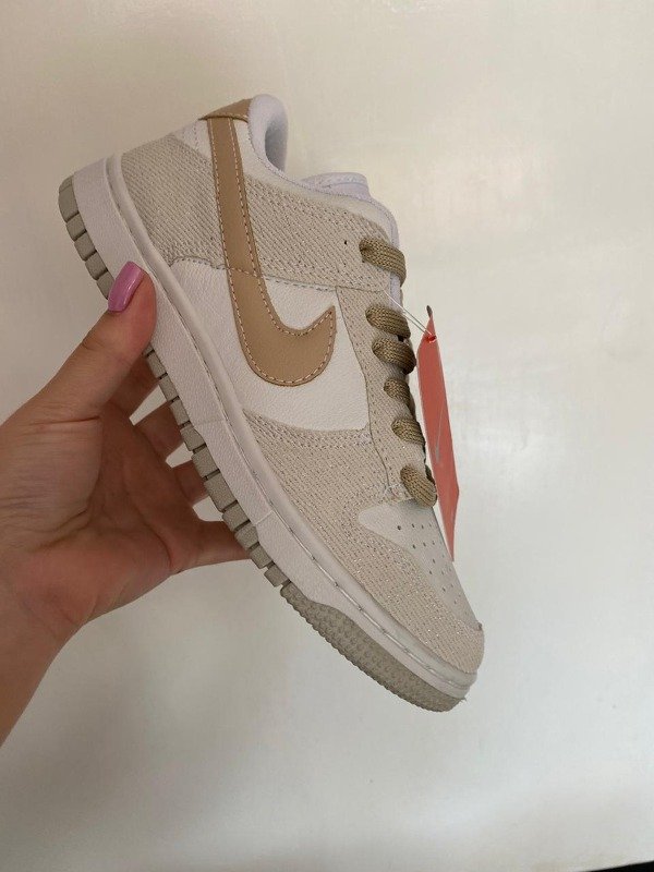 Producto - NIKE SB BEIGE