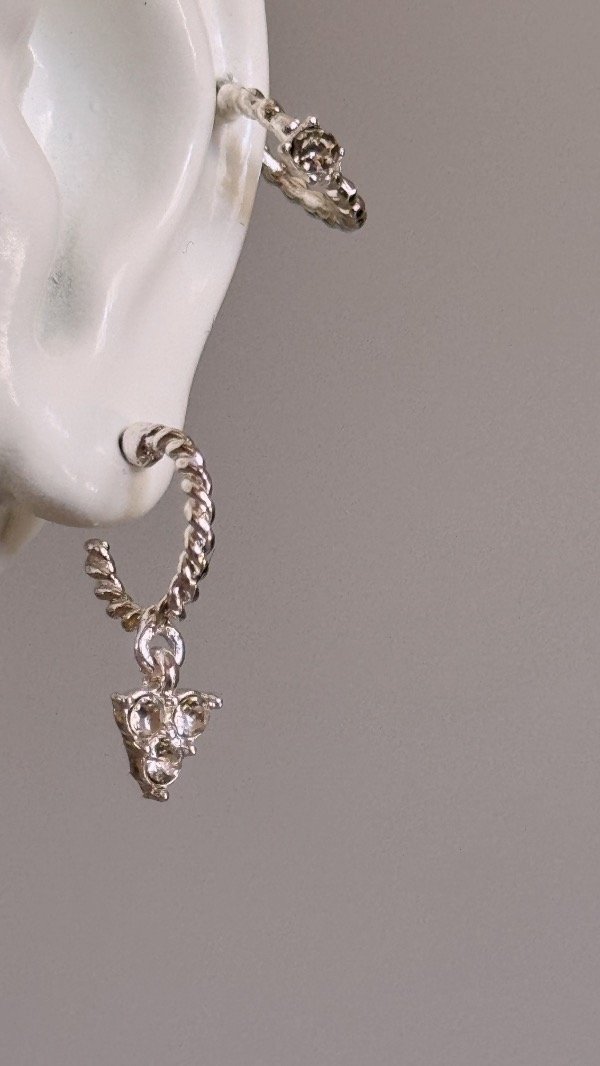 Producto - Aros triangle plateado