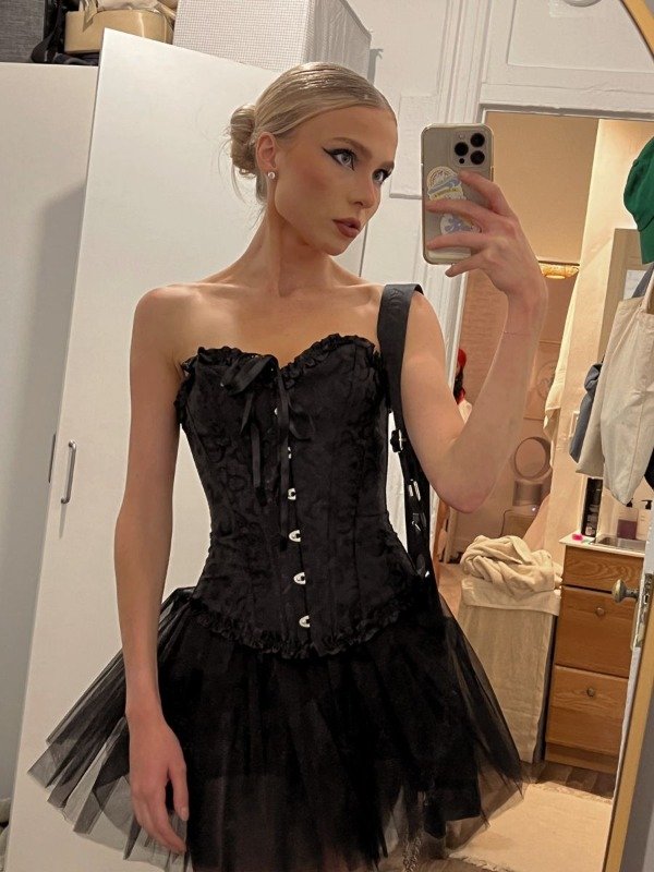 Producto - CORSET CISNE NEGRO - PREVENTA - - 1