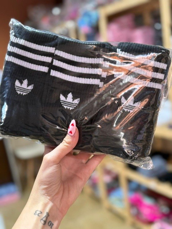 Producto - Docena Cerrada Adidas Classics Negra