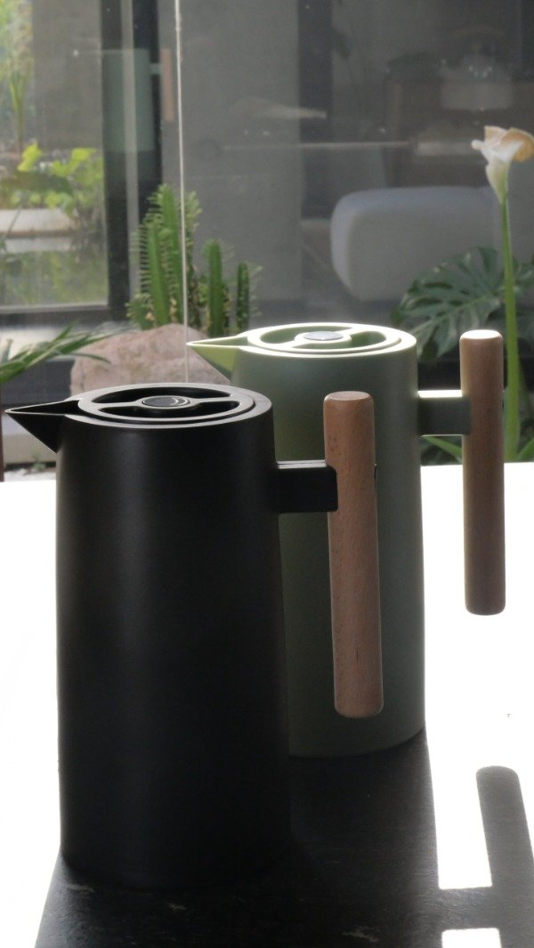 Producto - Jarra Térmica con Botón