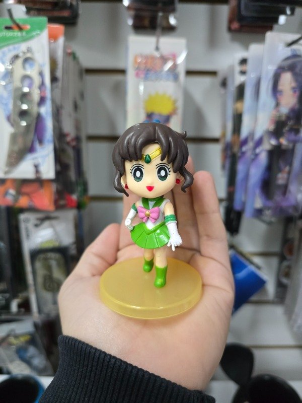 Producto - Figura Sailor Júpiter base amarilla