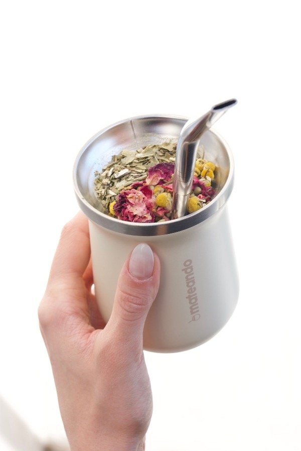 Producto - MATE MATEANDO FLOW DE ACERO TERMICO 236 ML CON TAPA ANTIDERRAME BEIGE - 5