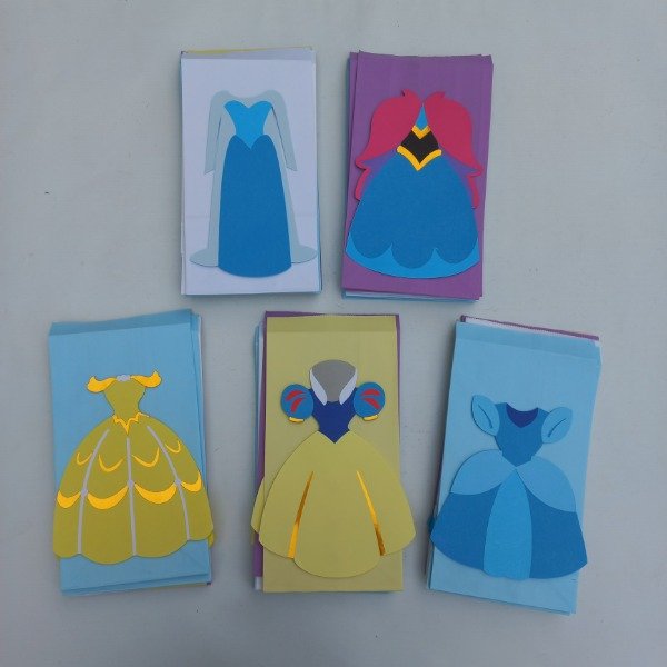 Producto - BOLSITAS GOLOSINERAS VESTIDOS PRINCESAS