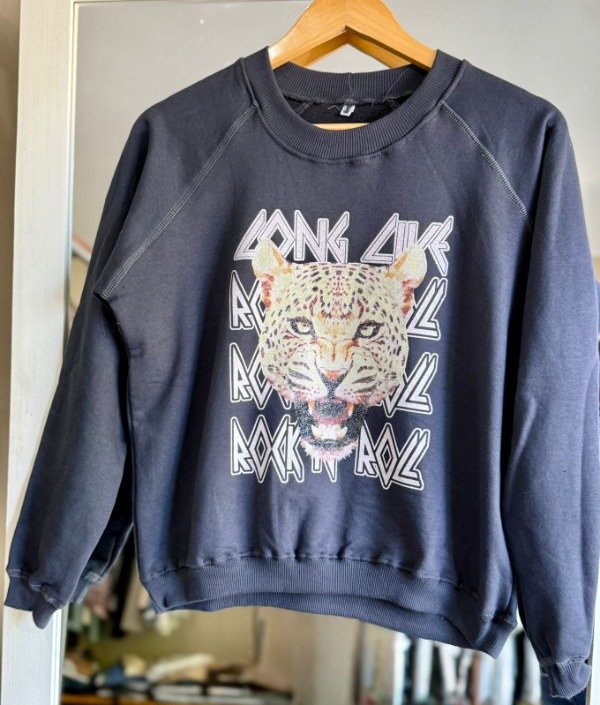 Producto - Buzo Long Live