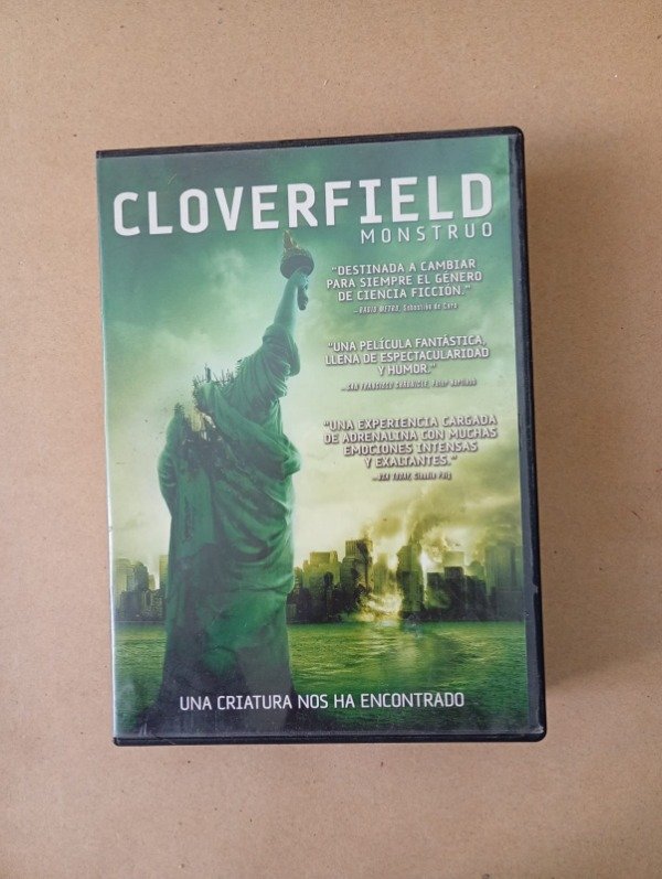 Producto - Cloverfield - Reeves Caplan Lucas - Paramount AVH 2008