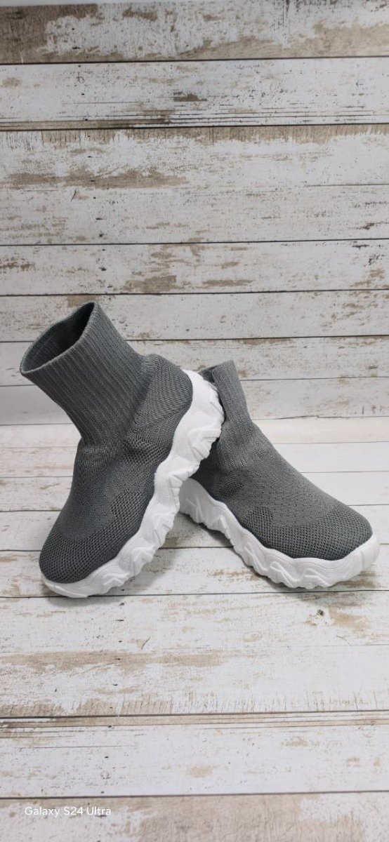 Producto - zapatilla botita alta tejida gris del 36 al 40 - 2