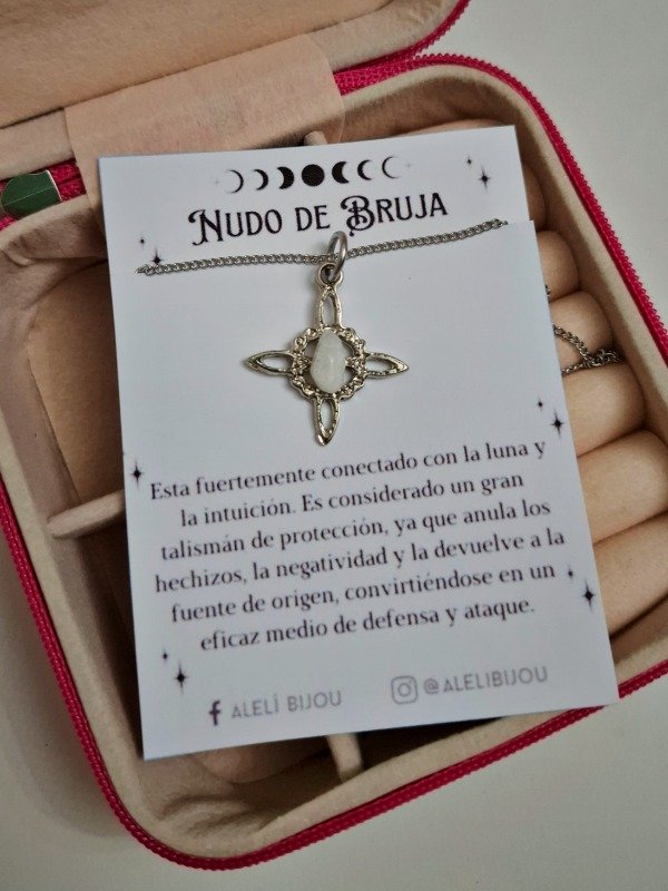 Producto - Collar Nudo de Bruja (cuarzo blanco)