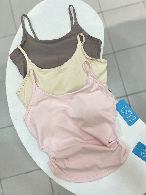Producto - Muscu lycra con tazas y frunce