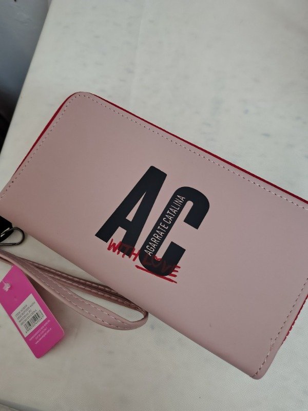 Producto - Billeteras agarrate Catalina grande