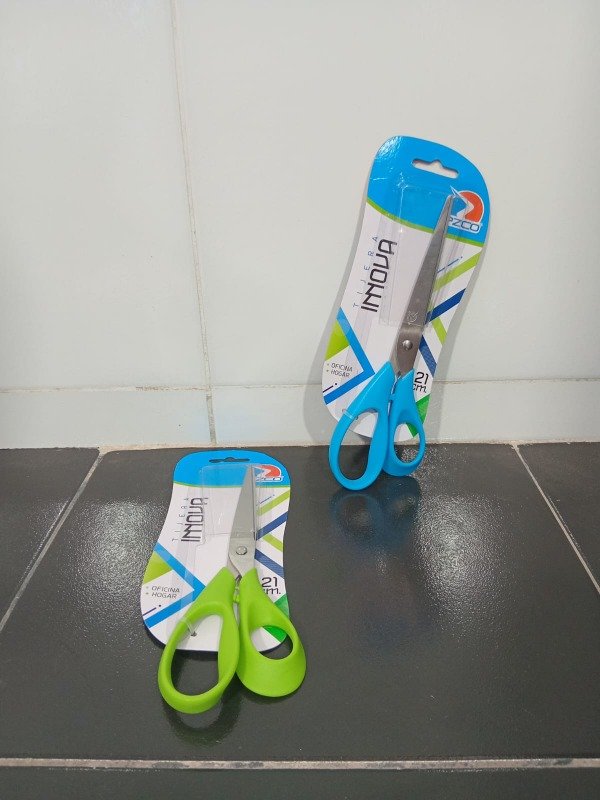 Producto - Tijera 21cm ezco