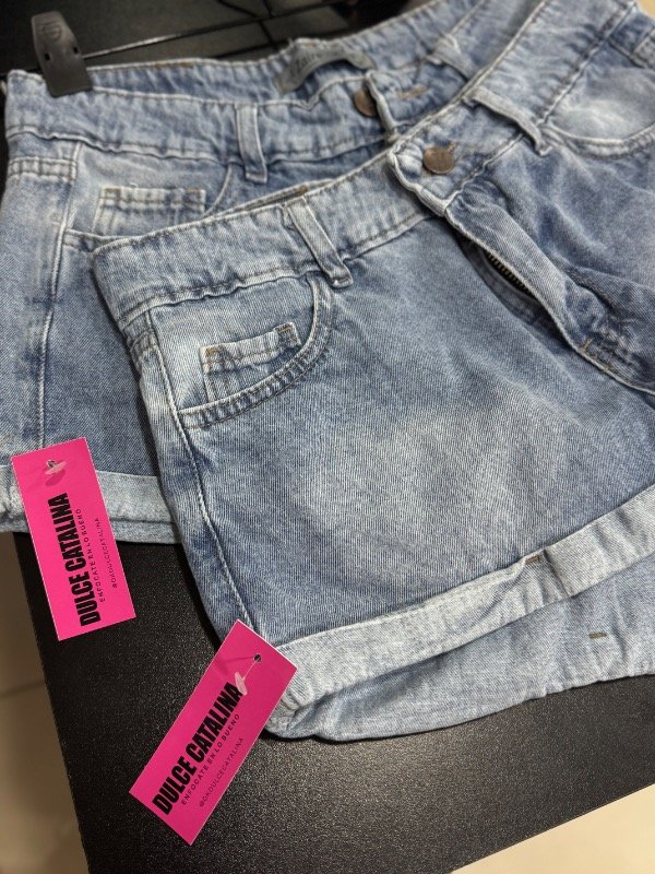 Producto - Short tiro alto doblez celeste