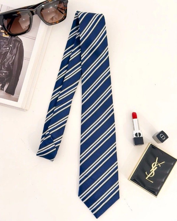 Producto - Corbata Ethan