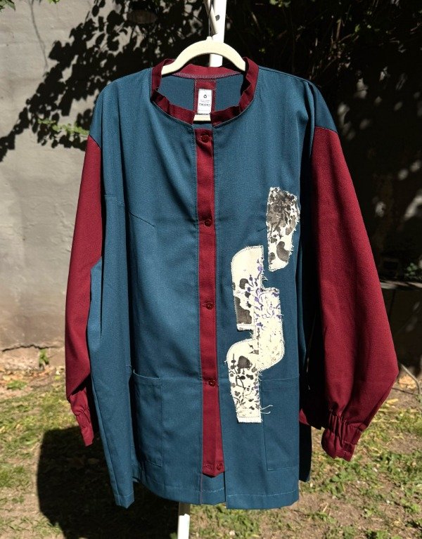 Producto - Camisaco intervenido petróleo (Talle 7)